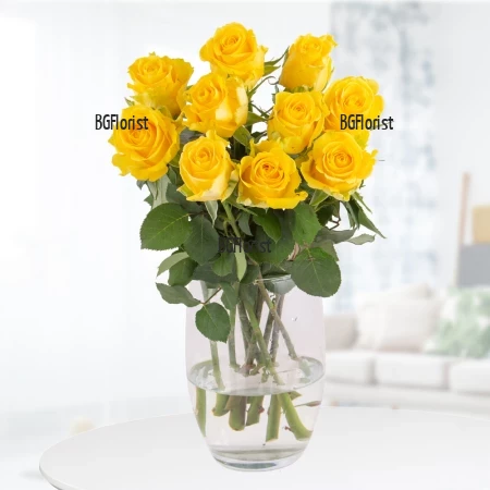 Send bouquet of yellow roses by courier to Sofia.