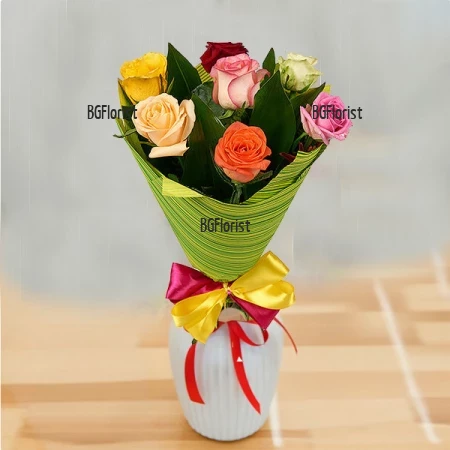 Order a bouquet of 7 roses for Saint Valentine