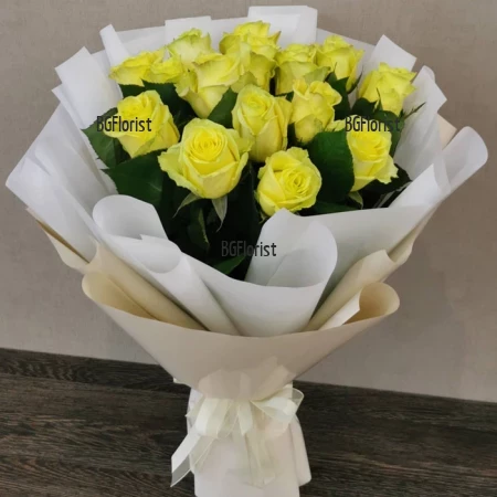 Send bouquet of 15 yellow roses to Bulgaria